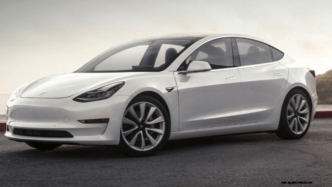 5 Popular Electric Cars in UAE