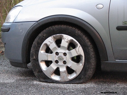 Replace, Patch or Plug: The Best Ways to Fix a Flat Tire