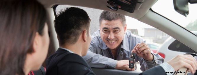 How to Give Back by Tipping Your Mechanic