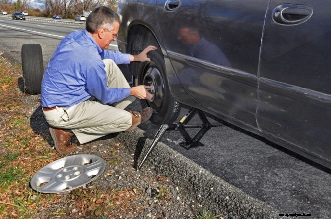 How Much Should It Cost to Replace a Tire?