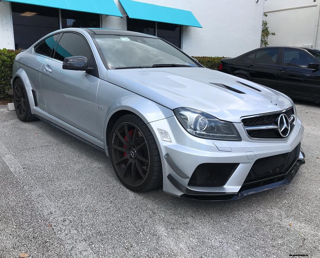 Hot Or Not? Which Luxury Car Would You Drive?