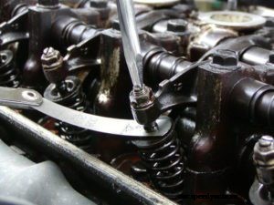 Valve Lifters – Hydraulic and mechanical (solid) – Learn what the real difference is.