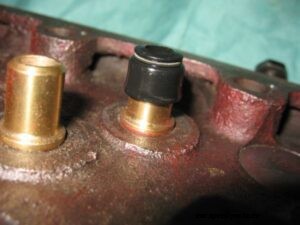 Valve Stem Seals – Failure Symptoms Under Different Conditions