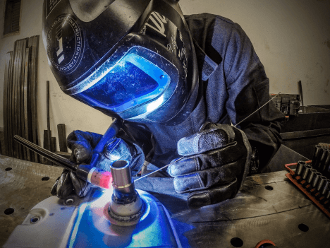 3 Best Welder Types for Auto Body Work and Their Safety Precautions