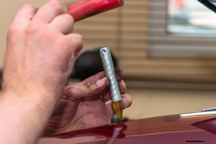 5 Myths And Misconceptions About Paintless Dent Repair