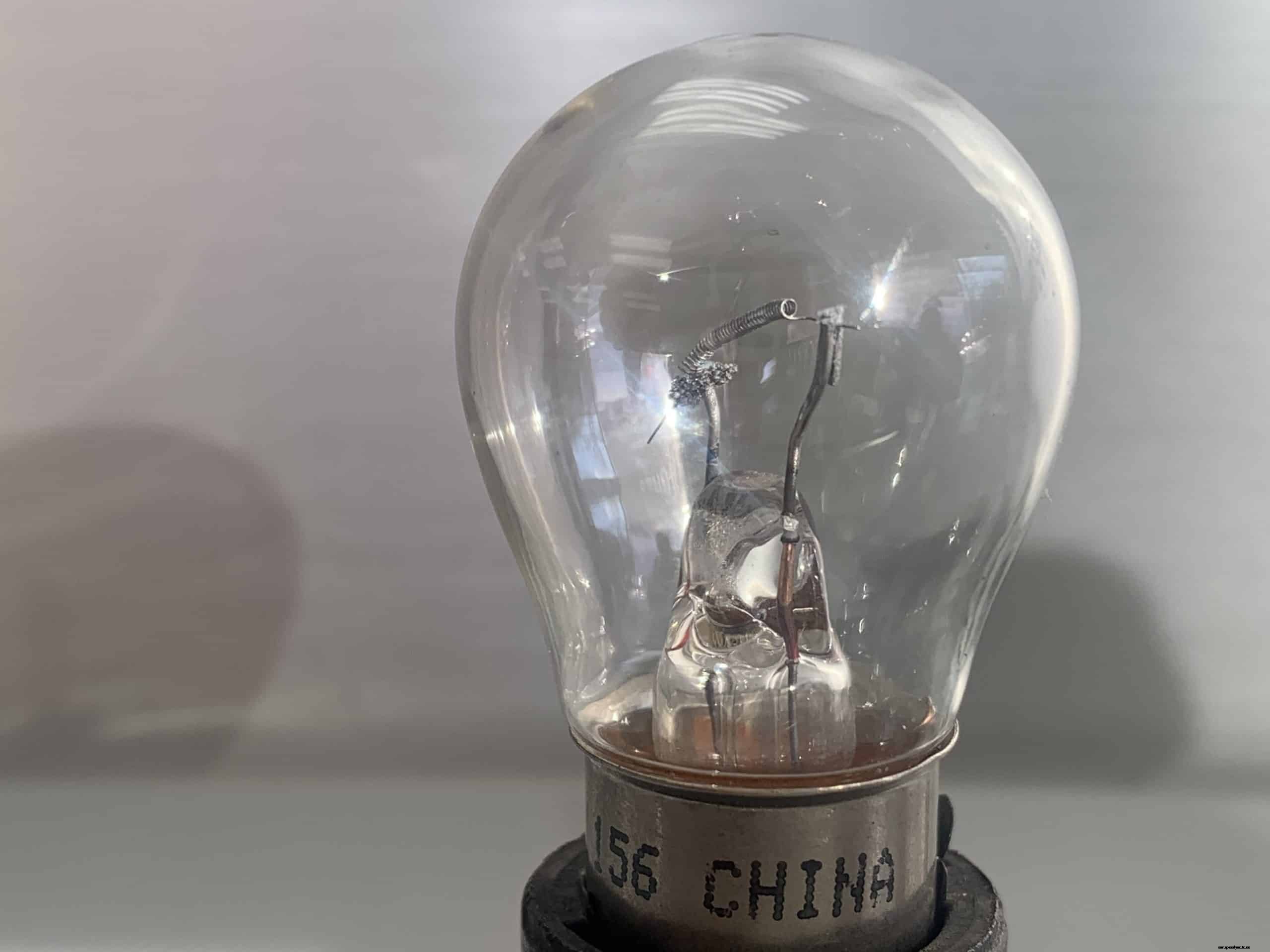 Vehicle Bulbs and Circuit Resistance