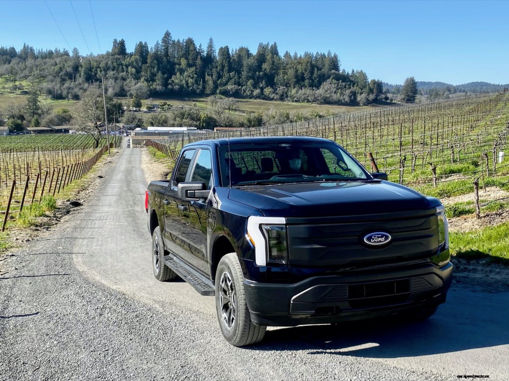 First ride: 2022 Ford F-150 Lightning adds finesse to America’s bestselling truck