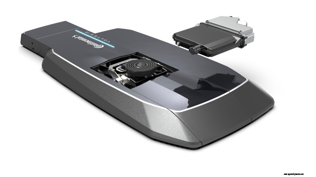 Automated charging robot claims wireless-charging convenience with a physical connection