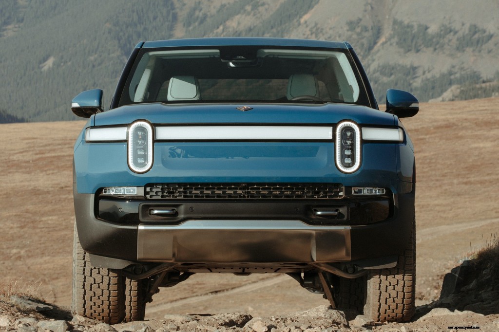 Rivian shows off R1T on- and off-road ability set with drive-mode differences