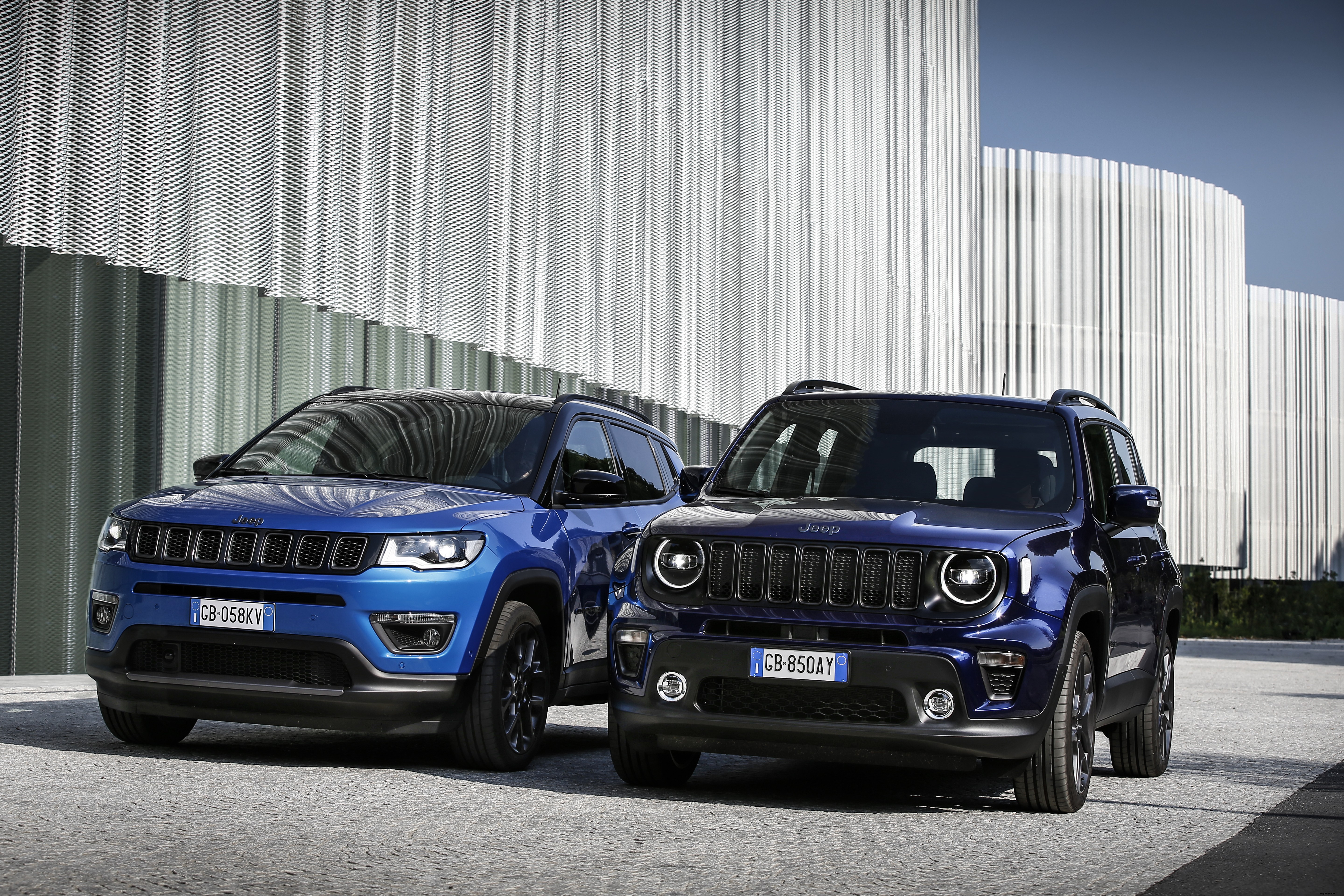 Renegade 4xe: THE Jeep® Take On The Plug-In Hybrid