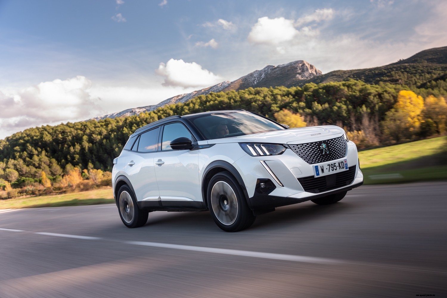 From The Peugeot VLV To The All-New Peugeot e-2008 SUV – An Electric Journey