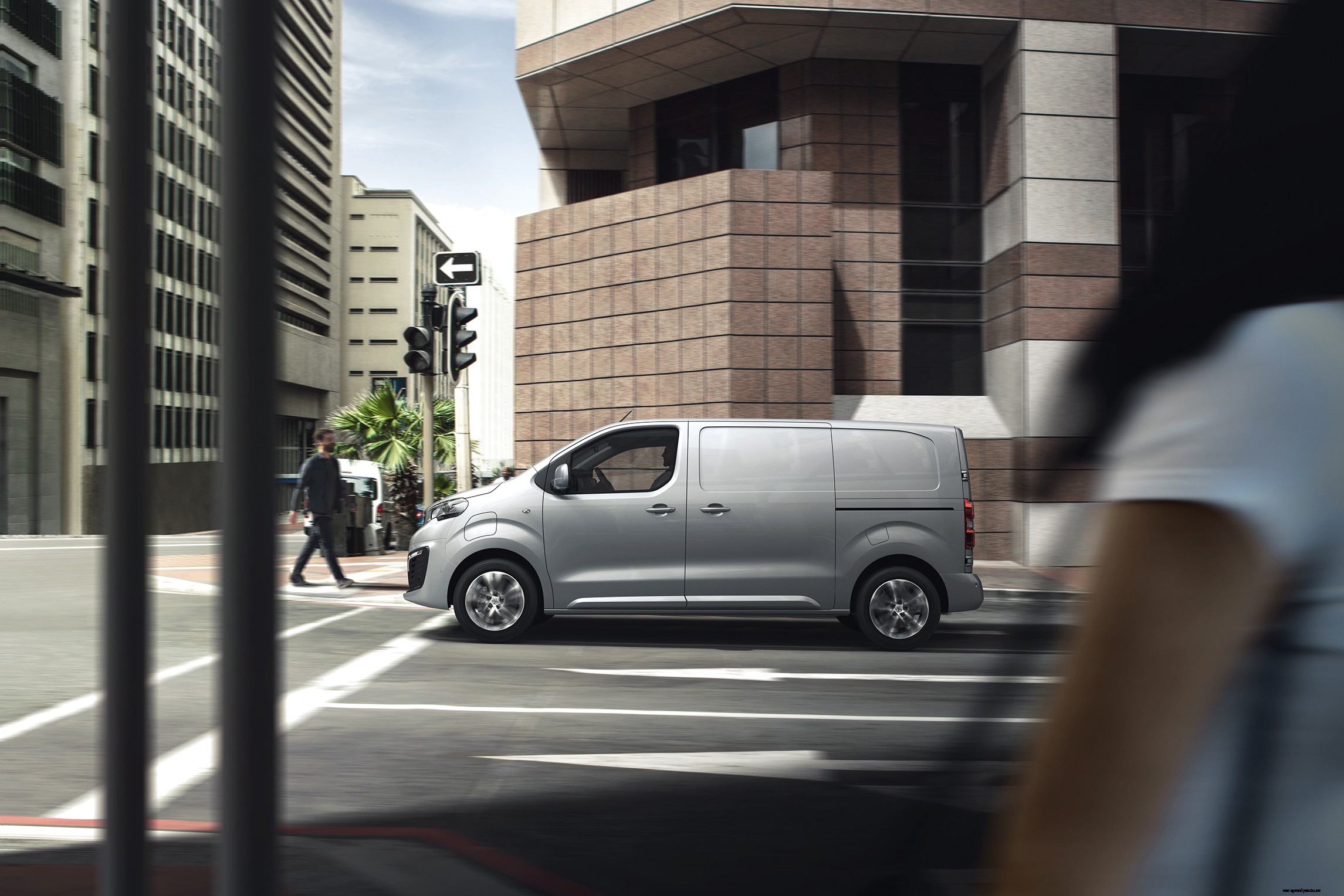 Prices & Specifications for the Full Electric, New PEUGEOT e-Expert Van