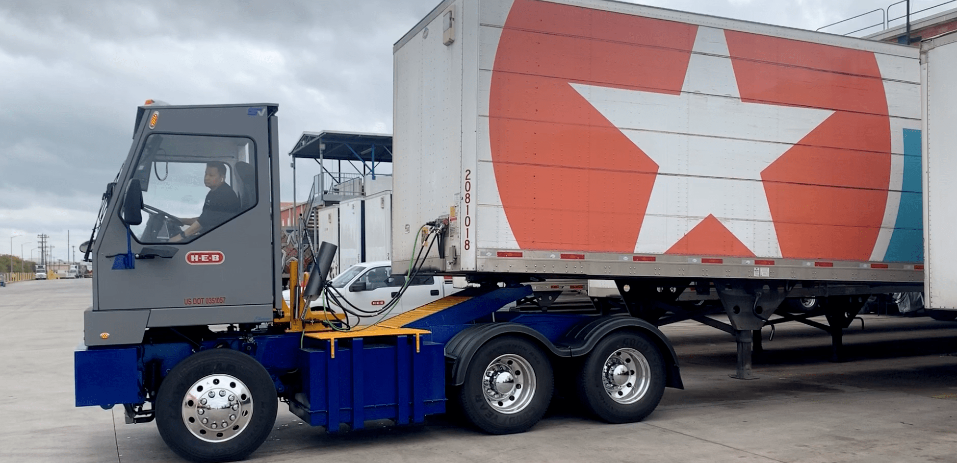 Lonestar Specialty Vehicles Partners with In-Charge Energy for Turnkey Electric Vehicle Energy &  Charging Solutions