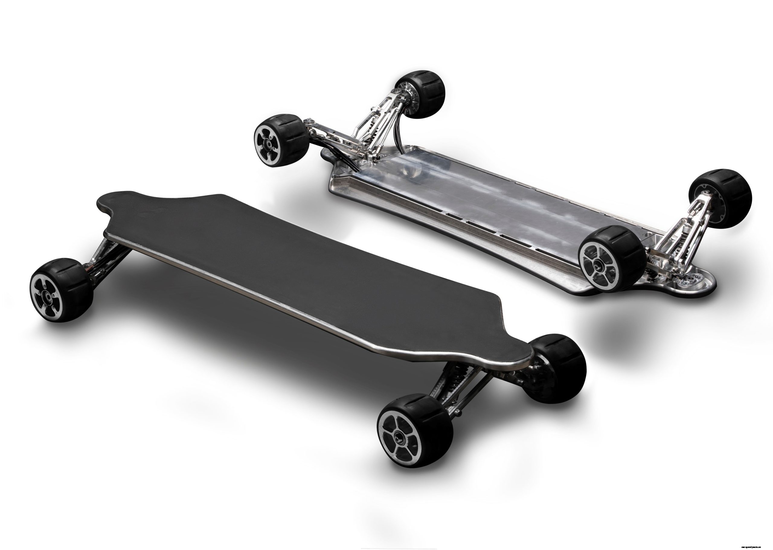 Hunter Board is the World’s 1st Electric Skateboard Built to Reduce the Rider’s Risk of Falling
