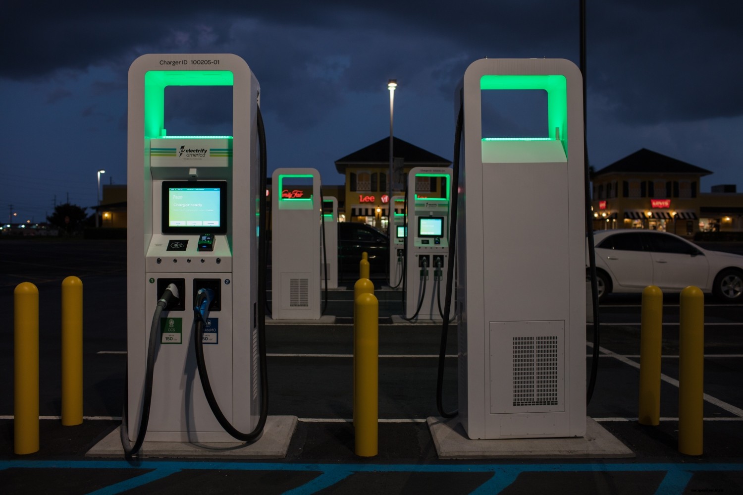 Electrify America Introduces New Pricing Structure Featuring Kilowatt-Hour Pricing in 23 States and District of Columbia; Reduced Rates for States with Minute-Based Pricing