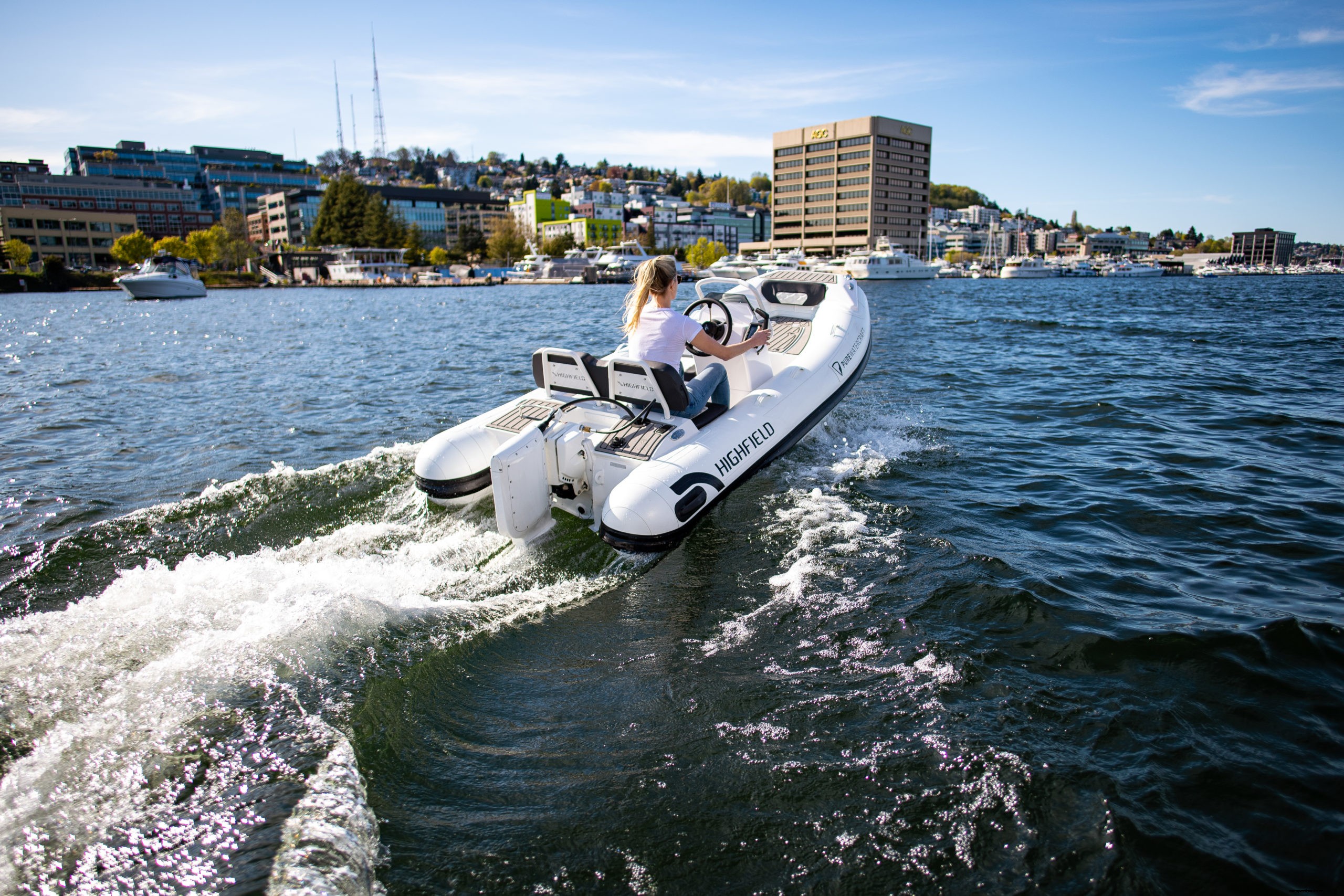 Pure Watercraft Secures $23.4 Million Series A Round To Transform Boating Worldwide 
