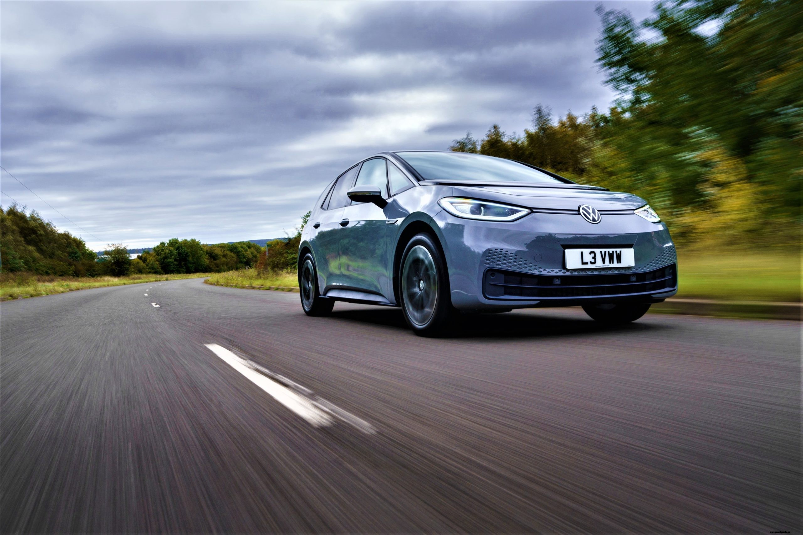 Start of the 20,000-Kilometre Marathon: Testing the Long Distance Qualities of the New ID. 3EW ID.3