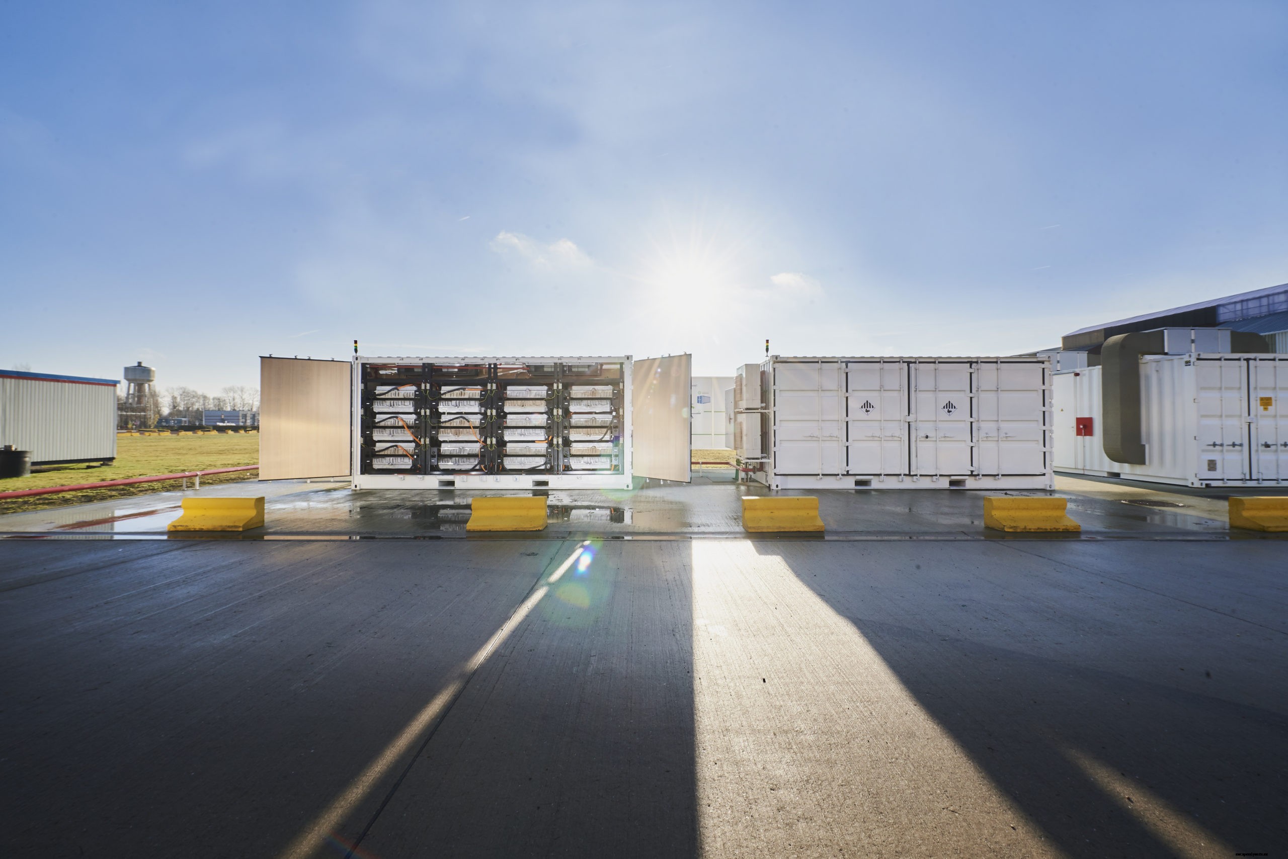 Groupe Renault Reveals Two New Energy Storage Projects as part of eWays