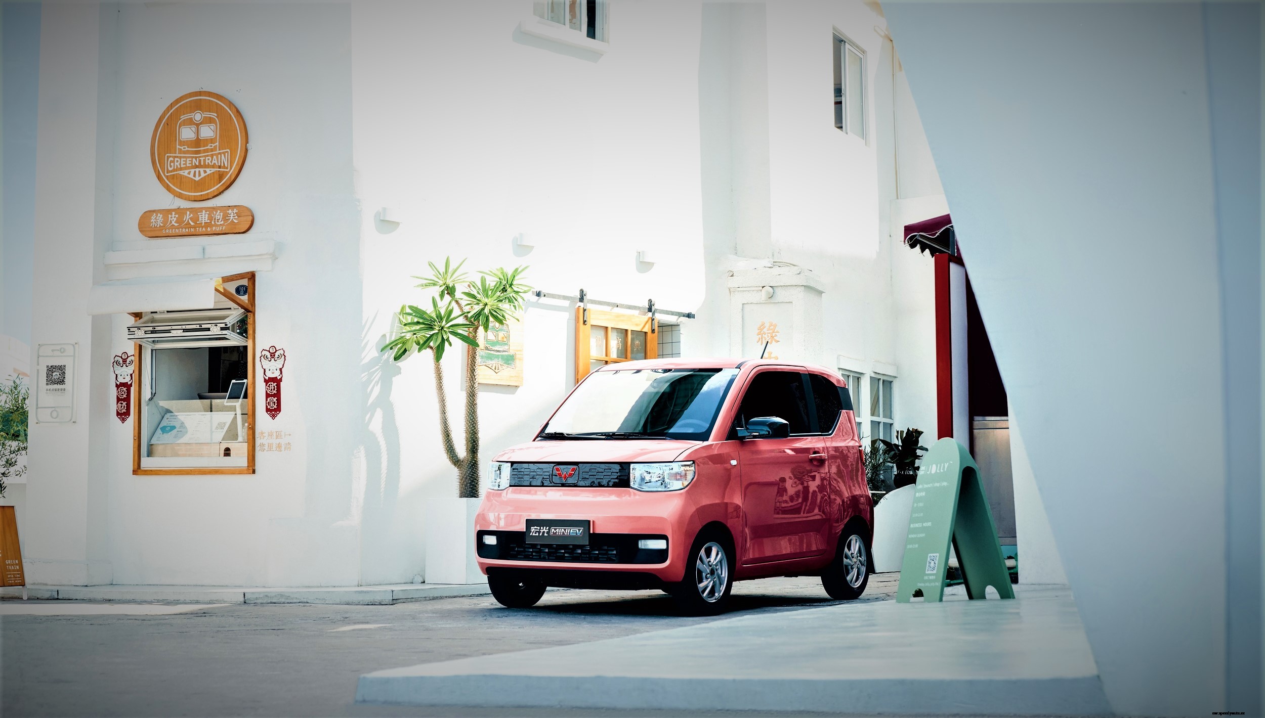 The EV Sales Leader in China? Things are getting interesting