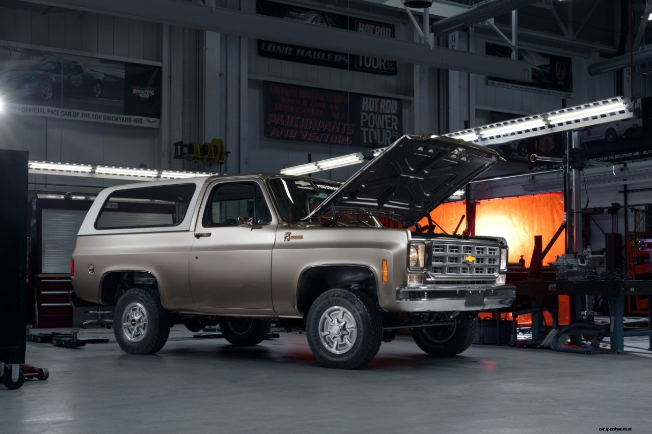 Chevrolet Previews Electric Connect & Cruise at SEMA360, 1977 K5 Blazer-E Features Chevrolet Performance eCrate package
