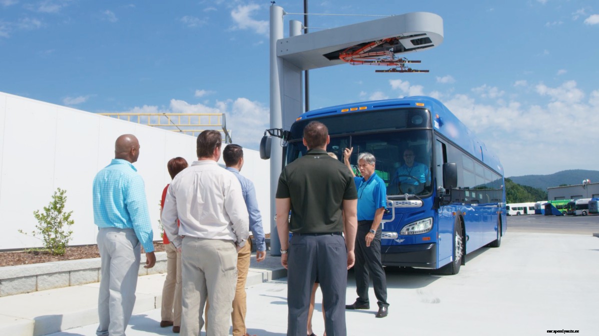 New Flyer & Li-Cycle Team Up to Complete Heavy-Duty Lithium-Ion Battery Recycling Pilot