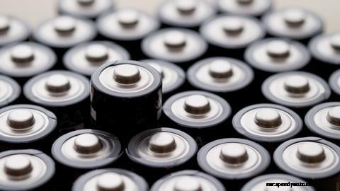 Why haven’t electric vehicles been able to make it to the market so far?