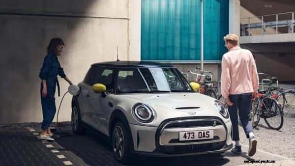 Electric Mini Cooper SE Price in India, Range & Launch