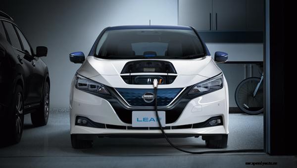Nissan launches new LEAF