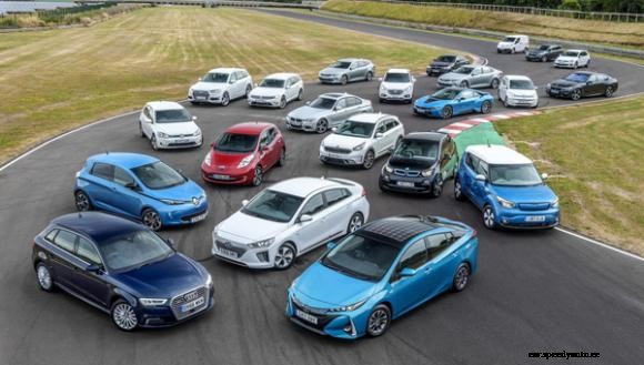 Electric cars take record market share in December