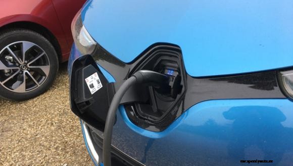 Renault expands ultra rapid charging reach