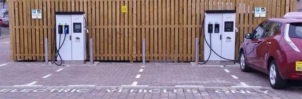 Dundee rolls out charging hubs