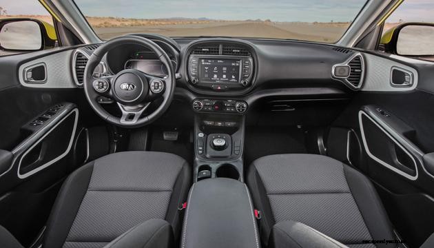 Kia reveals new Soul EV with 64 kWh battery