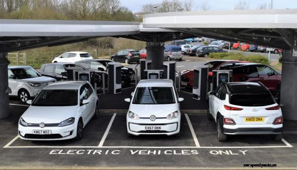 Milton Keynes rapid charging hub officially opened