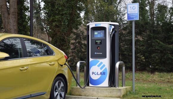 Highways England invests in £2.8m for EV charge points