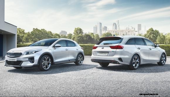 Two new PHEVs due from Kia with Ceed SW and XCeed