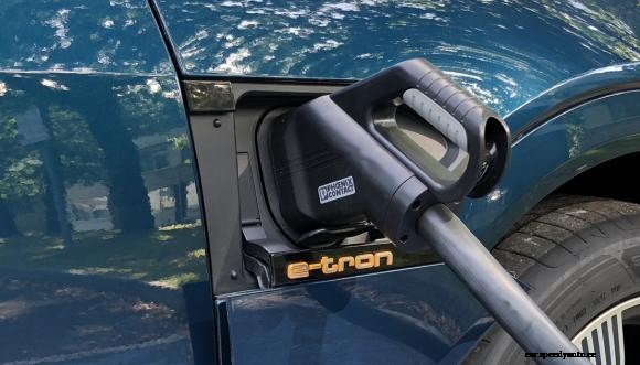 Public EV charging network Christmas support hours 2019