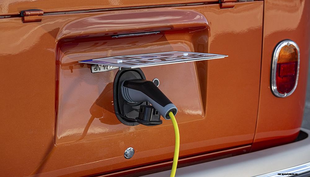 VW electrifies Samba Bus