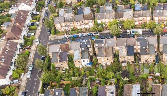 90% of households relying on public EV charging are not close to a charger