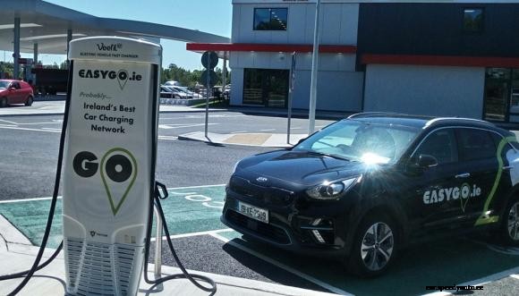 EasyGo and Eir to replace telephone booths in Ireland with rapid chargers