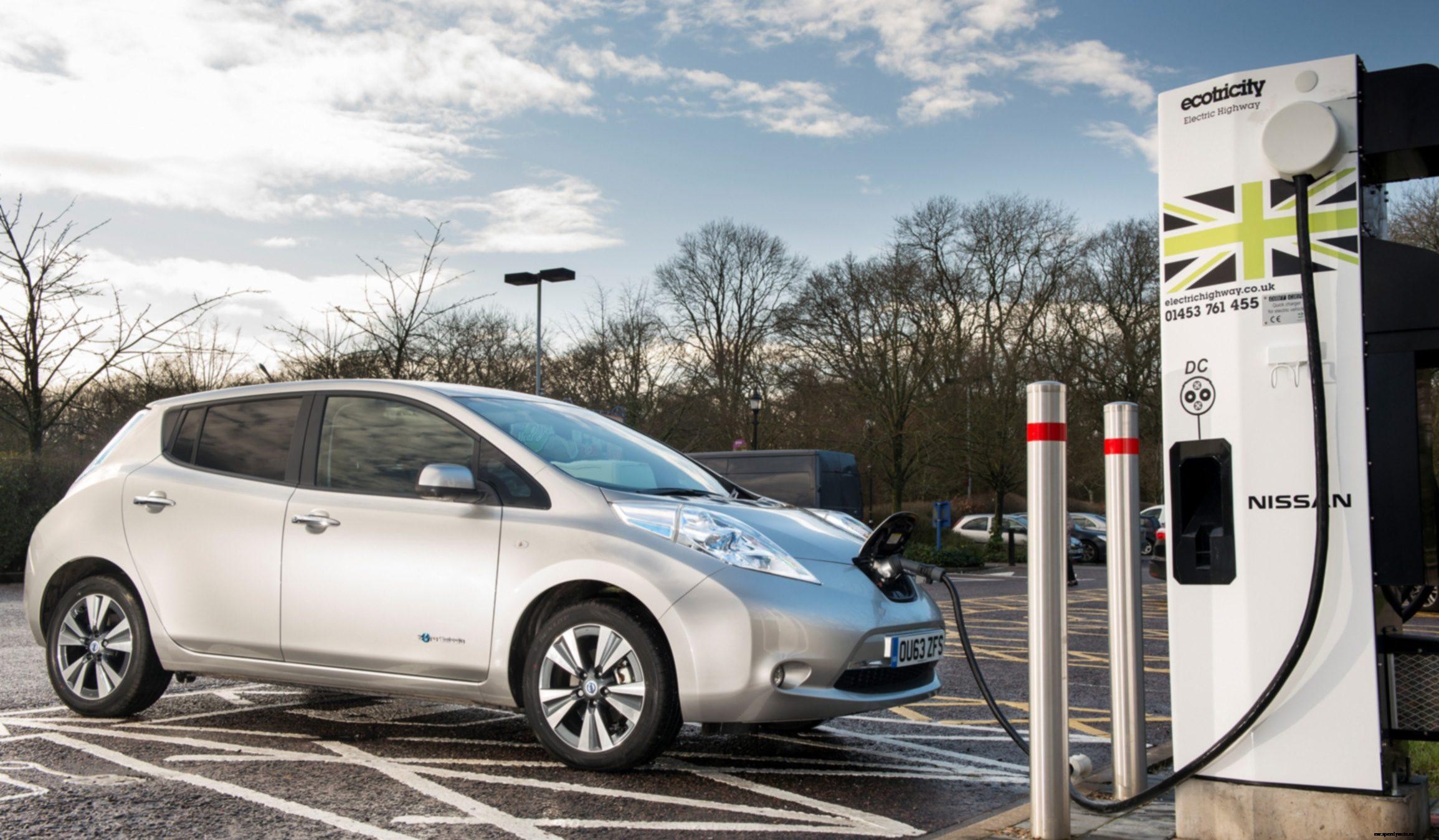 Revealed: UK’s top ranking electric vehicle networks