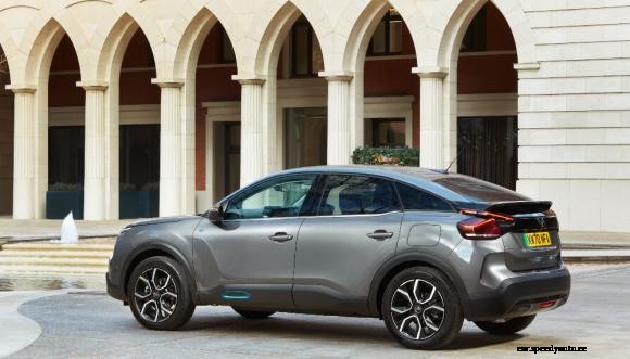 Citroën lowers pricing of new ë-C4 to qualify for plug-in car grant