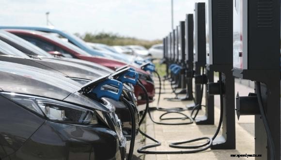 National Grid to electrify 6,000 UK and US fleet vehicles