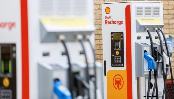 NewMotion and Greenlots to become Shell Recharge Solutions