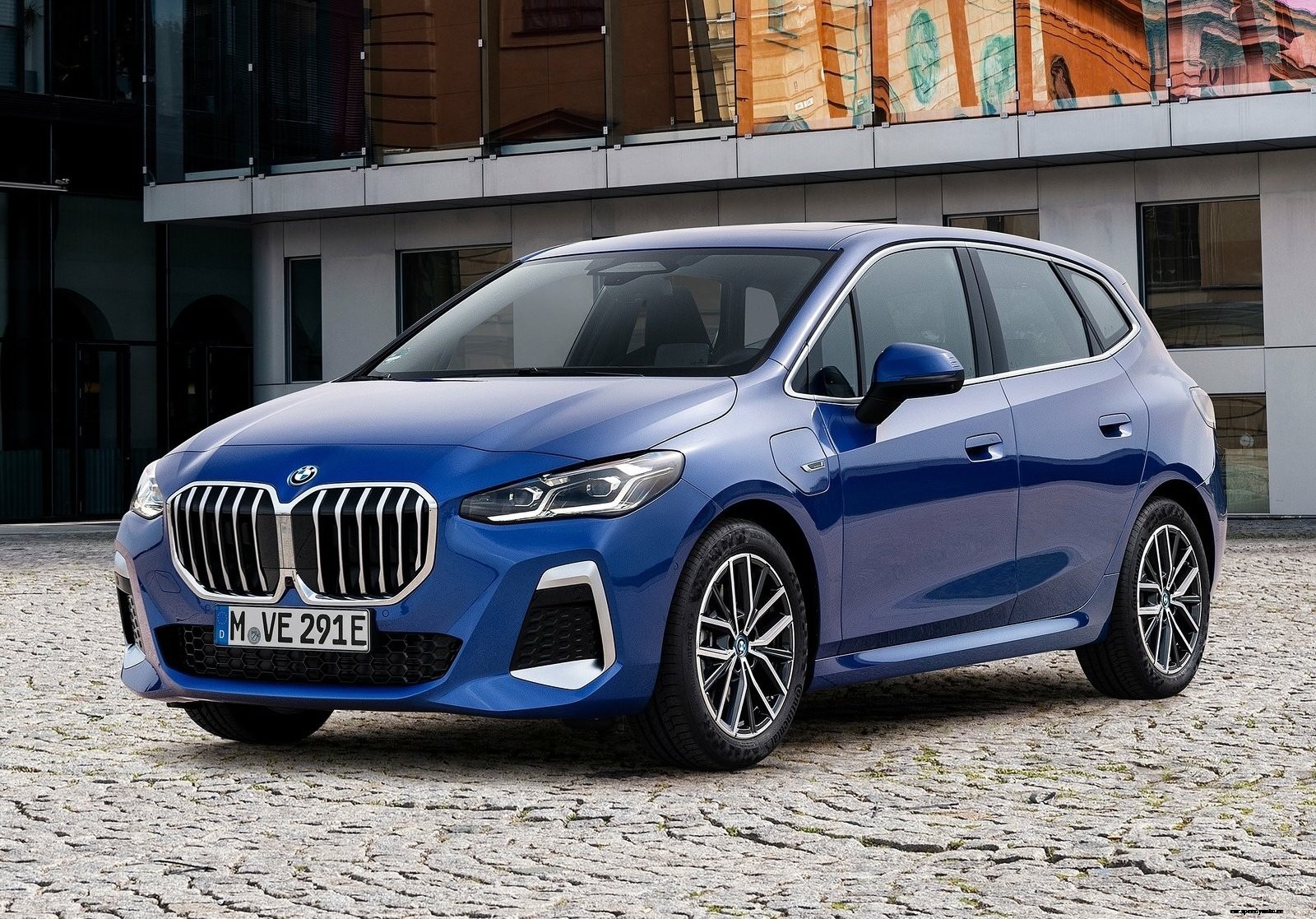 BMW revealed 2 Series Active Tourer PHEV
