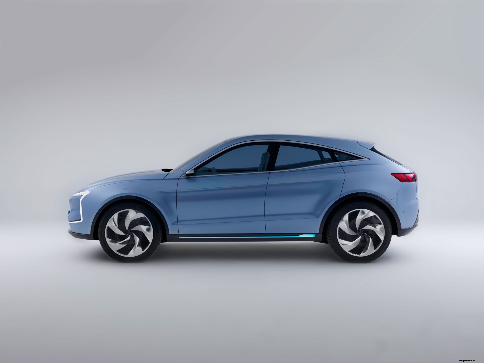 SF Motors Enters into EV Market with SF5 and SF7