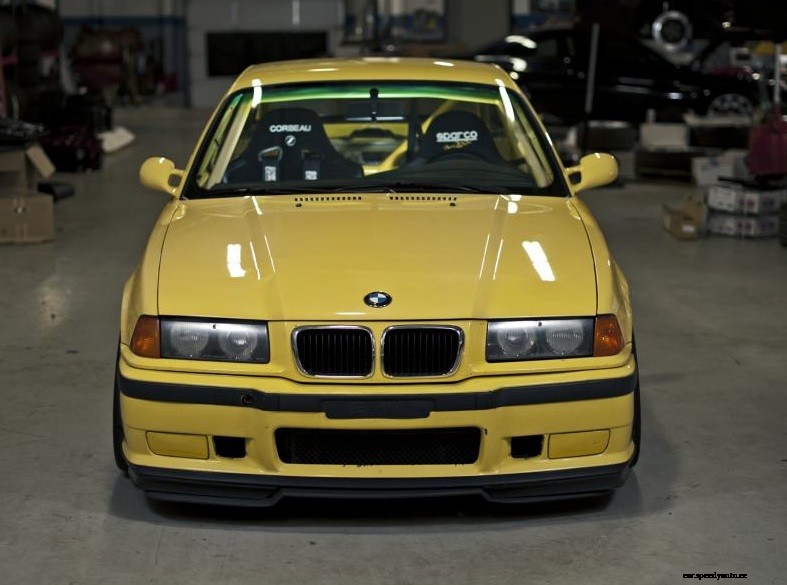 BMW M3 SERIES REVIEW