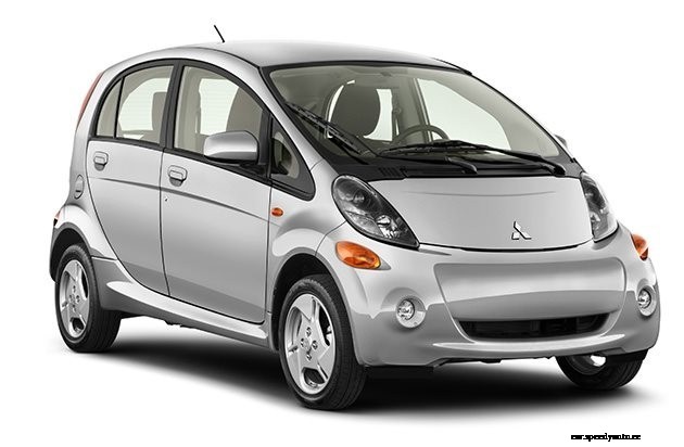 Electric Vehicles Aren’t Weird Looking Anymore, But Is That a Good Thing?