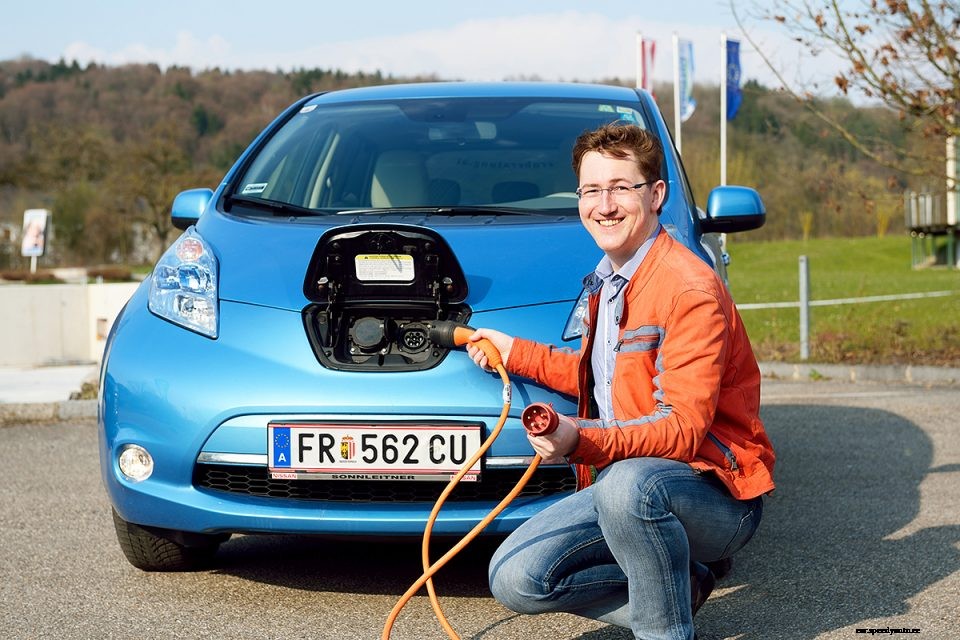 Remember the Nissan Leaf modded by Kreisel Electric?