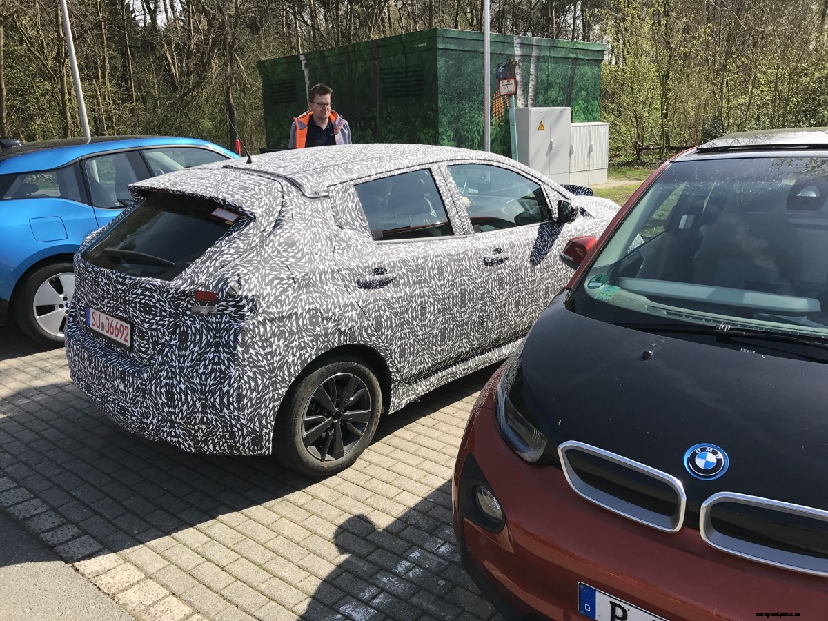 More photos of the second generation Nissan Leaf