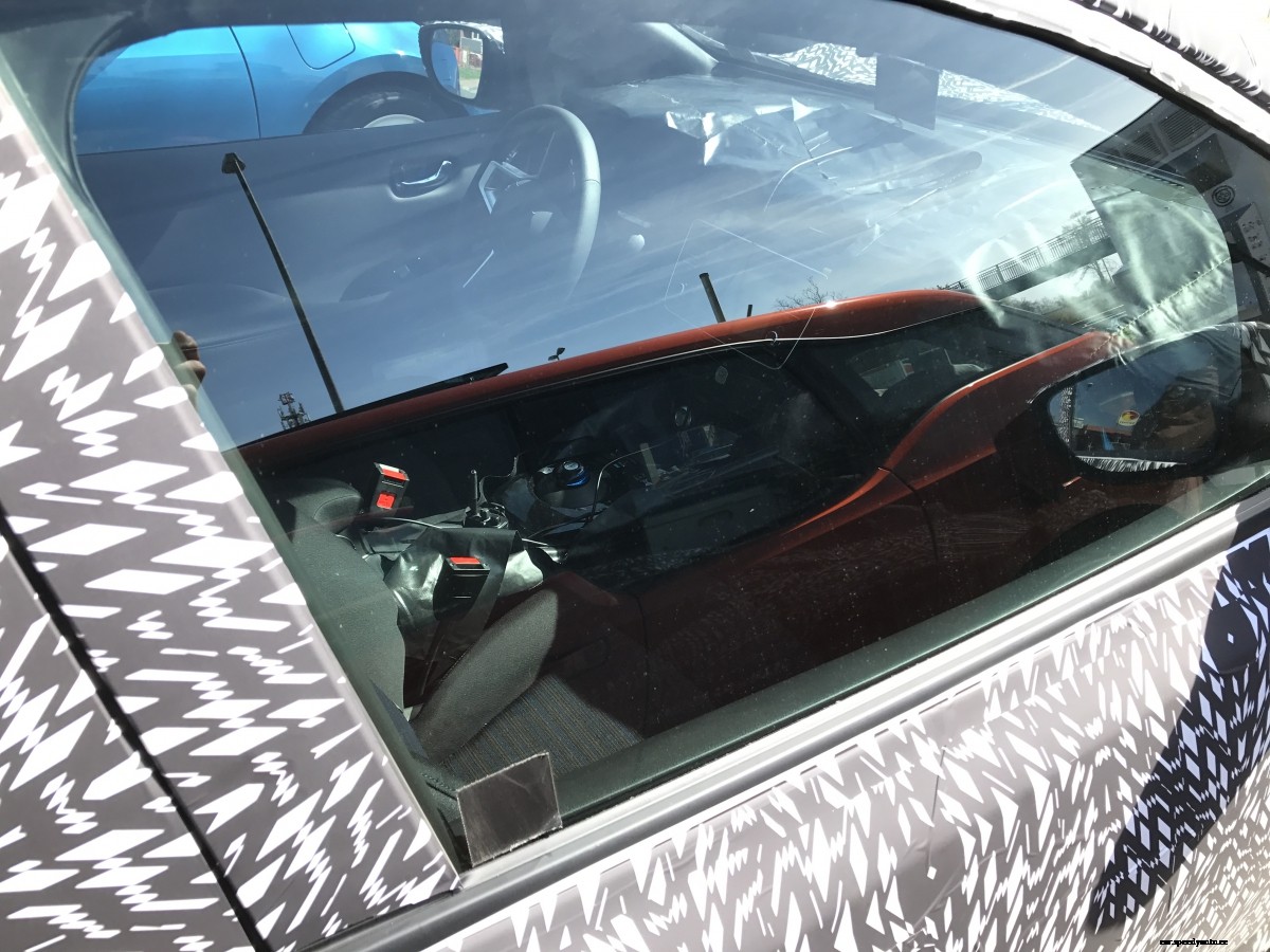 More photos of the second generation Nissan Leaf